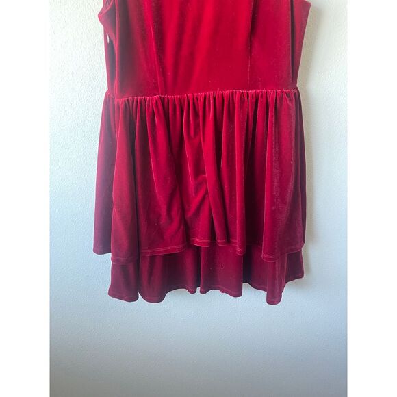 Gianni Bini Red Velvet Tiered Mini Dress - Picture 7 of 8